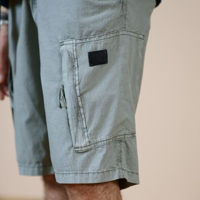 Multiple Pockets Tactical Shorts